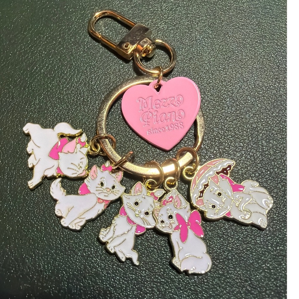 Aristocats Marie Cat Keychain Women Pink Excellent Enamel Bag Charm Kawaii New